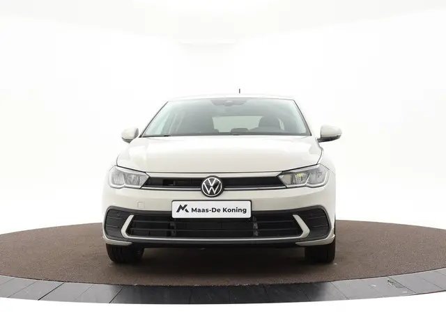 Volkswagen Polo 1.0 TSI Life Edition 2024 Benzine 18