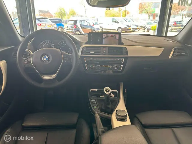 BMW 1 Serie 118i 2019 Benzine 15