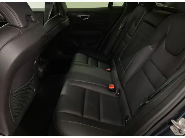 Volvo V60 2.0 B3 Inscription 2021 Benzine 7