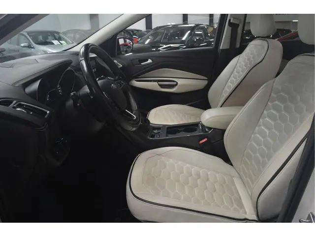 Ford Kuga 1.5 EcoBoost Vignale 2018 Benzine 6