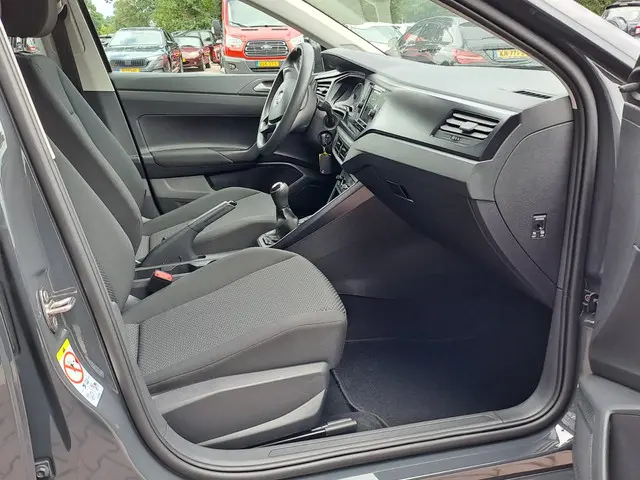 Volkswagen Polo 1.0 MPI Trendline 2018 Benzine 21