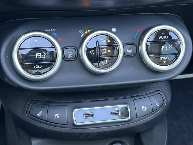 Fiat 500X 1.3 Yacht Club Capri 2021 Benzine 26
