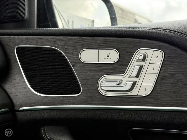 Mercedes-Benz GLE 300 d 4MATIC Premium Plus 2019 Diesel 28