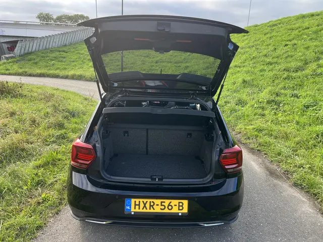 Volkswagen Polo 1.0 TSI R Line 2018 Benzine 14