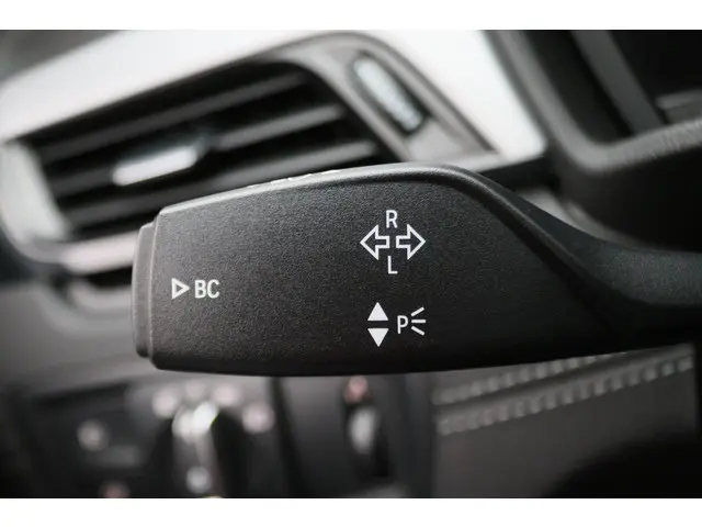 BMW X2 sDrive20i High Executive Automaat 2019 Benzine 30