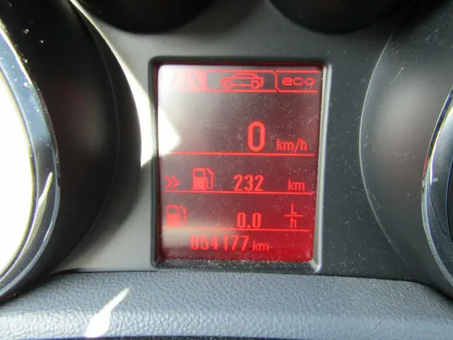 Opel Mokka 1.4 T Edition | Camera, PDC, Trekhaak 2015 Benzine 10