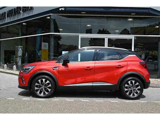 Renault Captur 1.0 TCe 90 techno 2024 Benzine 2