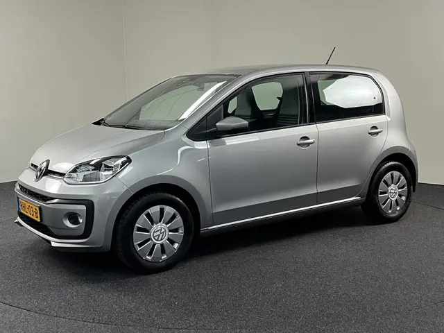 Volkswagen up! 1.0 BMT move up! 2019 Benzine 3