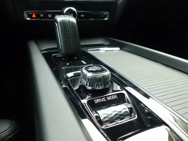 Volvo V60 B3 Business Pro 2020 Benzine 24