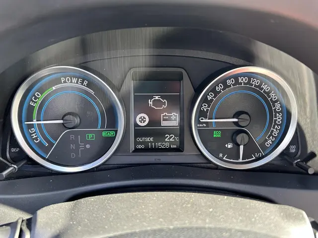 Toyota Auris 1.8 Hybrid Executive 2015 Hybride Benzine 4