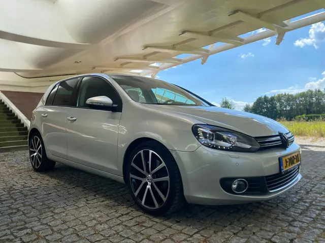 Volkswagen Golf 1.4 TSI Highline Automaat 2012 Benzine 18