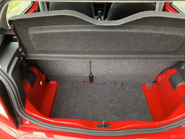 SEAT Mii 1.0 Reference 2014 Benzine 24