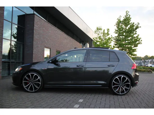 Volkswagen Golf 2.0 TSI GTI Performance 2014 Benzine 8