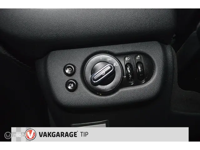 MINI Clubman 1.5 One Business 2017 Benzine 17