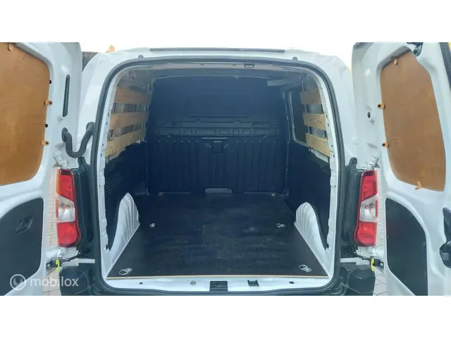 Peugeot Partner bestel 1.5 BlueHDi 100 S&S L1 2023 Diesel 10