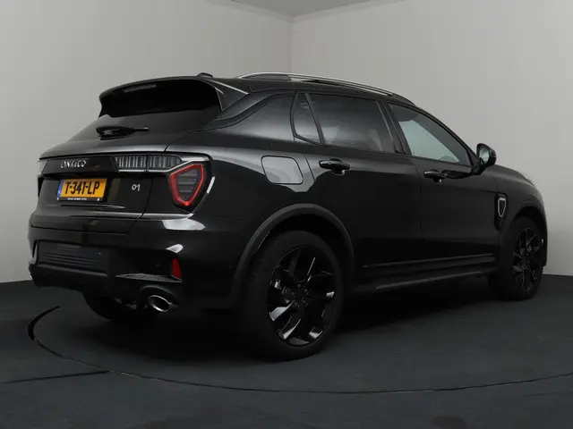 Lynk & Co 01 2