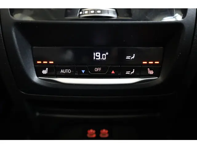 BMW X3 xDrive30e 2023 Hybride Benzine 24