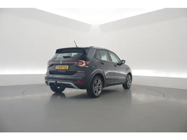 Volkswagen T-Cross 2