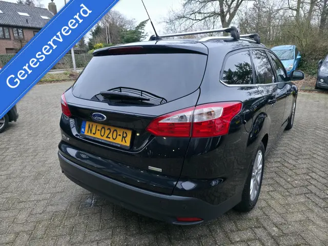 Ford Focus Wagon 1.0 EcoBoost Titanium 2013 Benzine 8