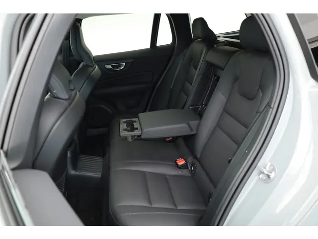 Volvo V60 T6 Recharge Plus Bright 2024 Hybride Benzine 27