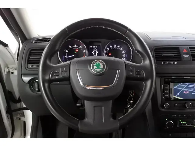 Škoda Yeti 1.2 TSi Adventure 2013 Benzine 17