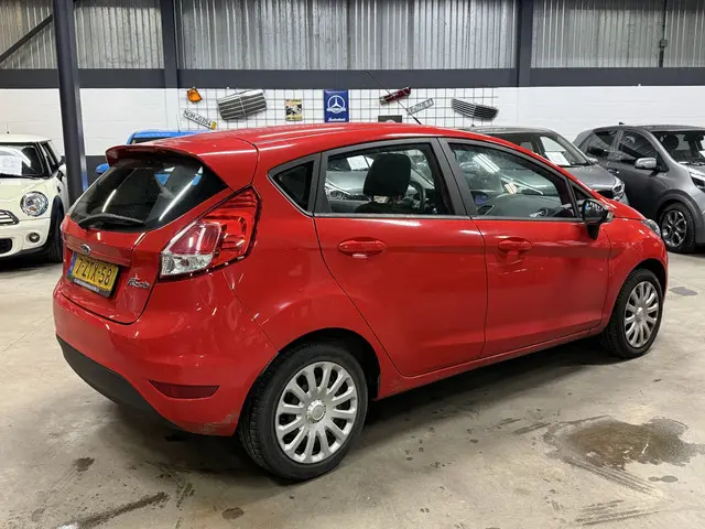 Ford Fiesta 1.0 Style // Navi 2015 Benzine 3