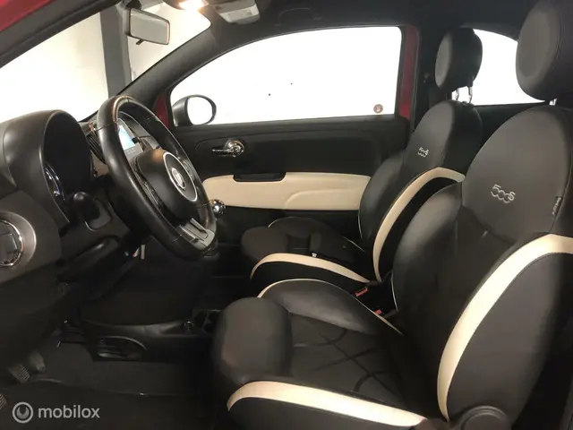 Fiat 500 0.9 TwinAir Turbo Lounge 2016 Benzine 23