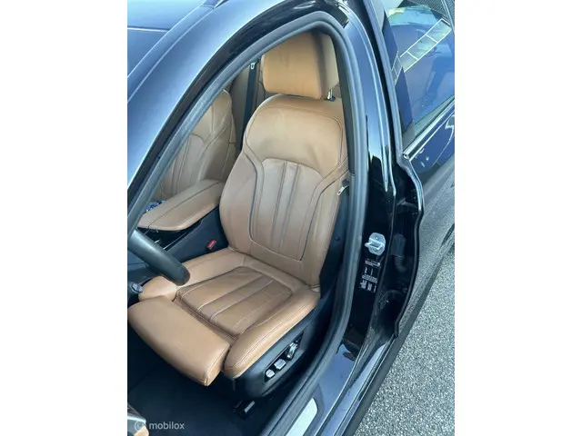 BMW 5 Serie Touring 520i High Executive 2019 Benzine 8