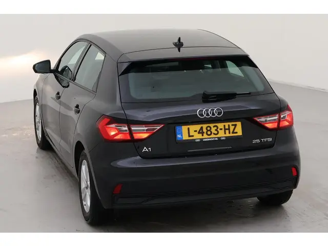 Audi A1 Sportback 25 TFSI 96pk Pro Line 2021 Benzine 4