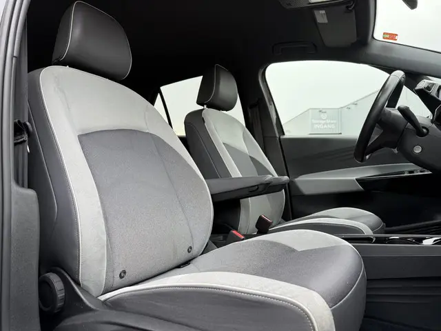 Volkswagen ID.3 First Plus 58 kWh 2020 Elektrisch 13