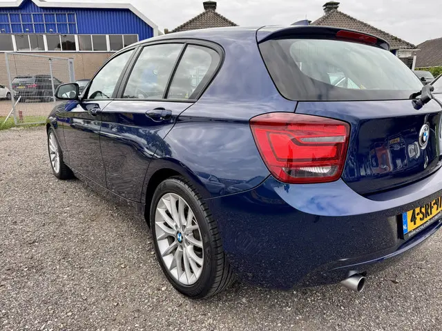 BMW 1 Serie 116i High Executive 2013 Benzine 6