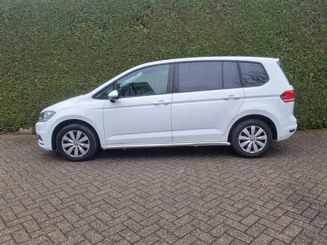 Volkswagen Touran 2.0 TDI SCR Comfortline 2017 Diesel 2