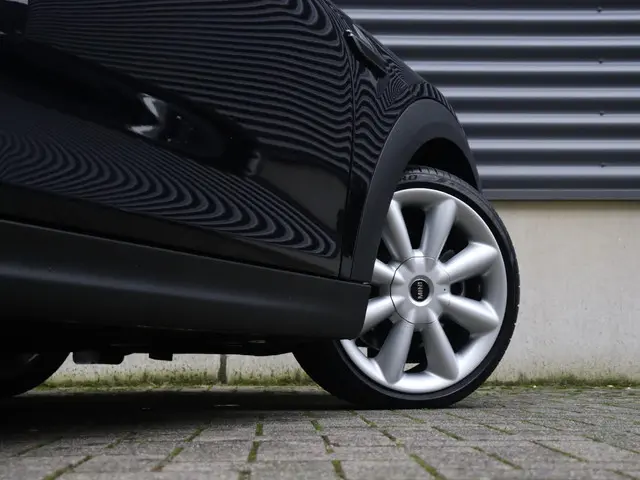 MINI 5-Deurs Cooper 2023 Benzine 7