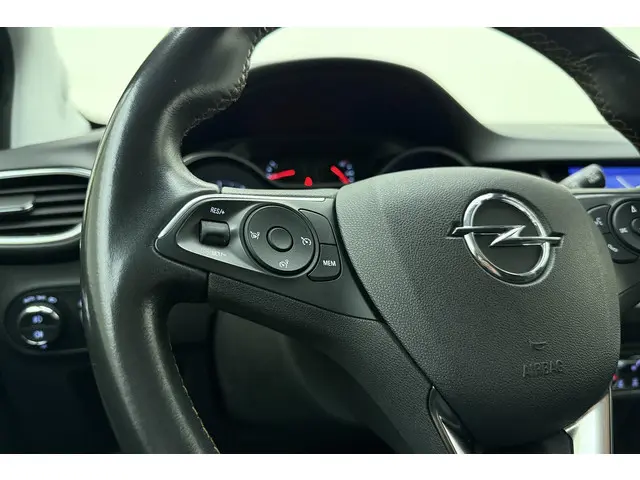 Opel Crossland X 1.2 Turbo Innovation 2018 Benzine 18