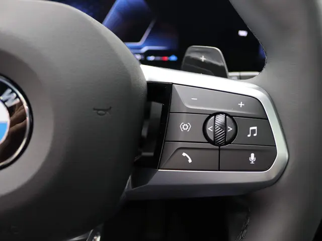 BMW 1 Serie 120 2024 Benzine 17