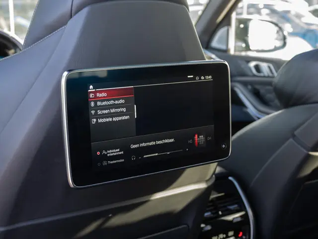 BMW X5 M Competition 2021 Benzine 22