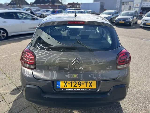 Citroën C3 1.2 PureTech Plus 2024 Benzine 7