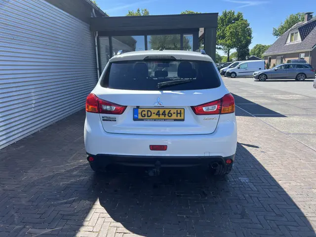 Mitsubishi ASX 1.6 Cleartec Intense+ 2015 Benzine 10