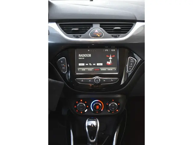 Opel Corsa 1.4 Innovation automaat/weinig km. 2016 Benzine 16