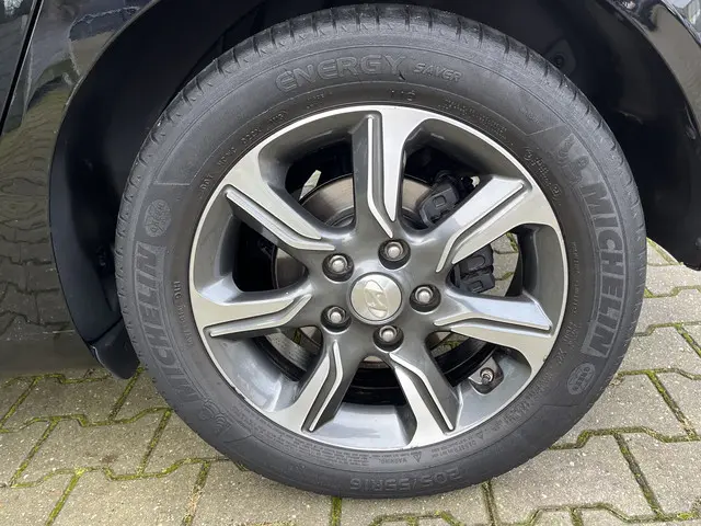 Hyundai ix20 1.4i Go! 2017 Benzine 8