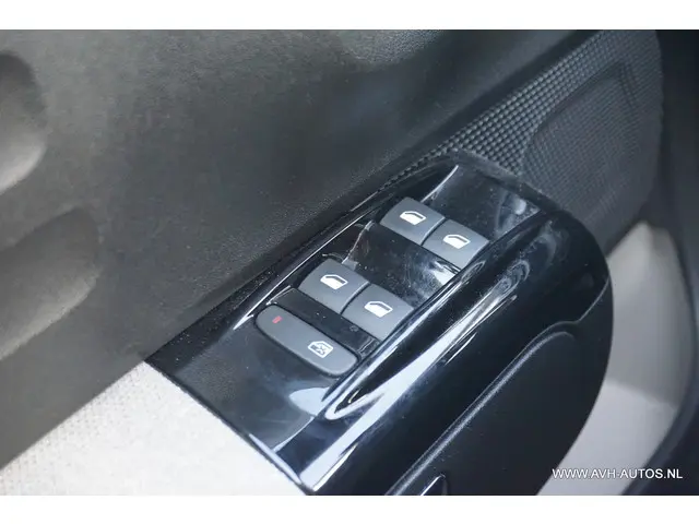 Citroën C3 1.2 PureTech Feel 2017 Benzine 17