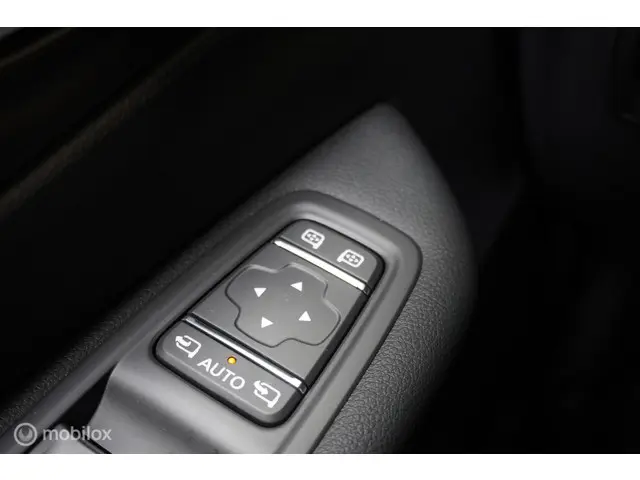 Renault Captur 1.3 TCe Version S 2019 Benzine 27