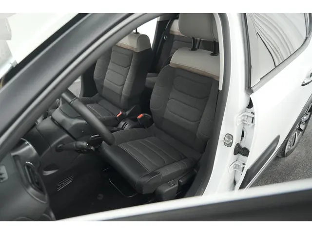 Citroën C3 PureTech 82 Shine 2023 Benzine 27