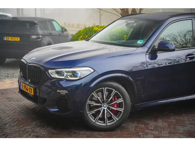 BMW X5 xDrive45e High Executive 2021 Hybride Benzine 40