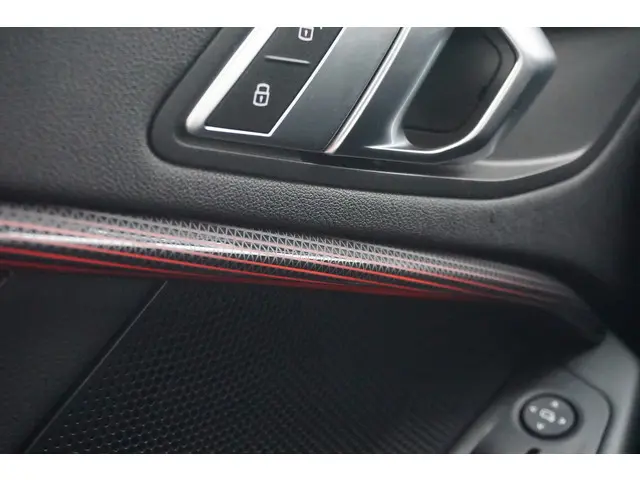 BMW 1 Serie 118i 2020 Benzine 23