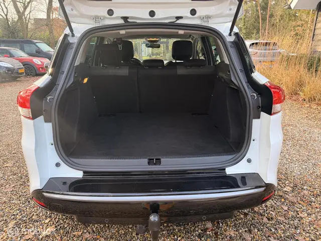 Renault Clio Estate 0.9 TCe Night&Day 2015 Benzine 8