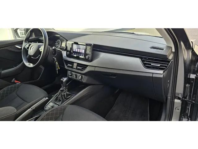 Škoda Kamiq TSI 110 DSG Ambition 2022 Benzine 30