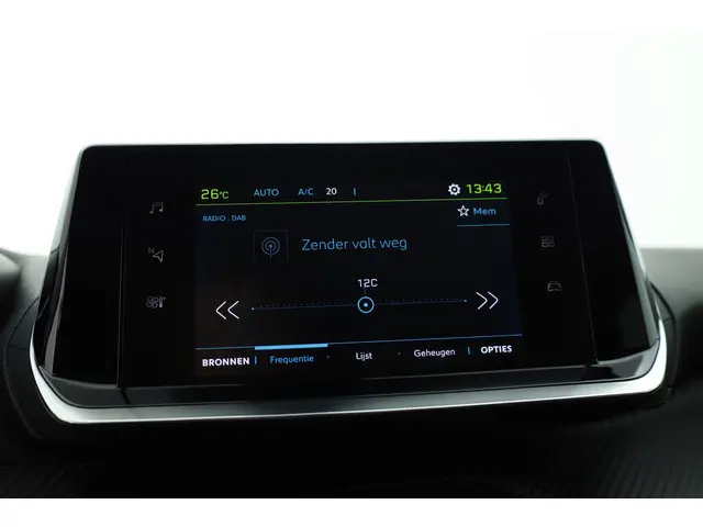 Peugeot e-2008 EV Allure 50 kWh 2021 Elektrisch 14