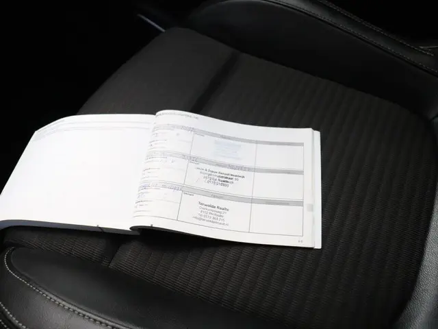 Renault Grand Scénic 1.2 TCe Bose 2017 Benzine 24