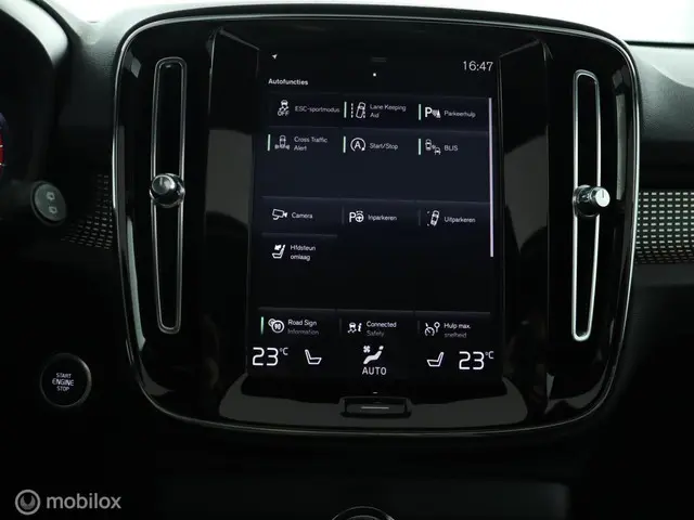 Volvo XC40 2.0 T5 AWD R-Design 2018 Benzine 34